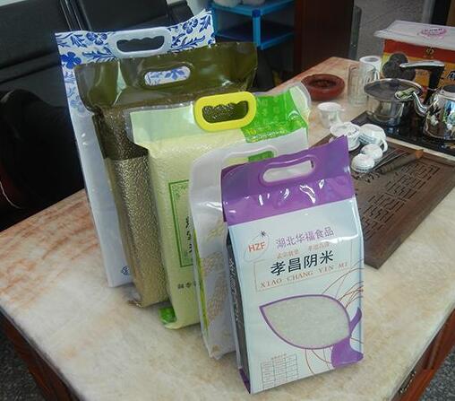 Проектирането на ориз торби трябва да се съсредоточи върху марката концепция ...